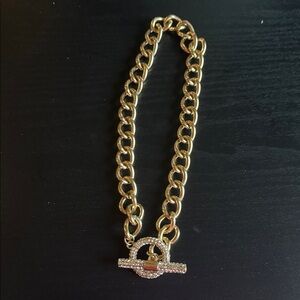 Chic Gold Chain Necklace with Crystal Accents